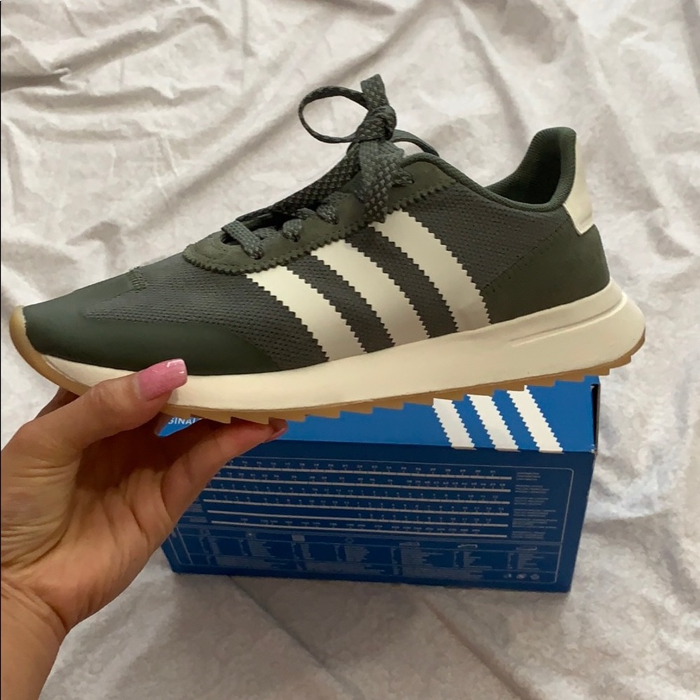 Adidas originals flashbacks